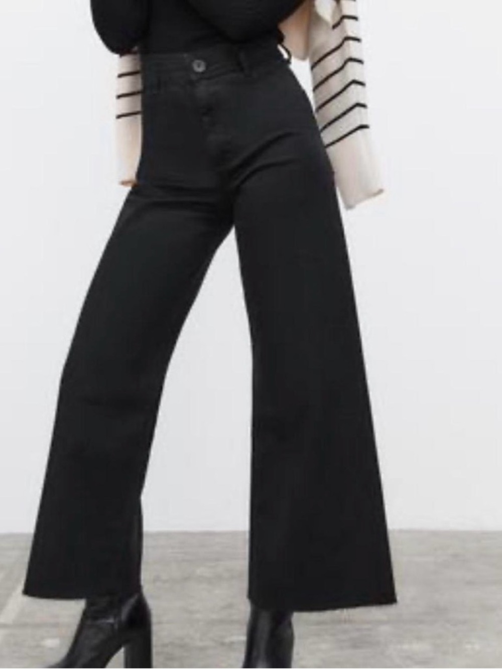 Zara Black Wide Leg Jeans